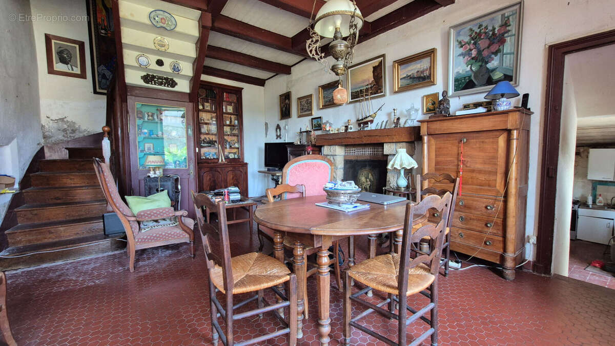 Maison de caractère - 125 m2 - Pornic - photo 2