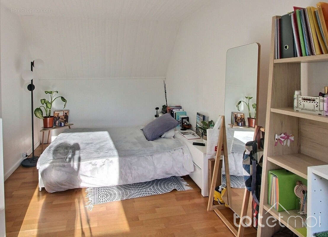 Maison à LES MOLIERES