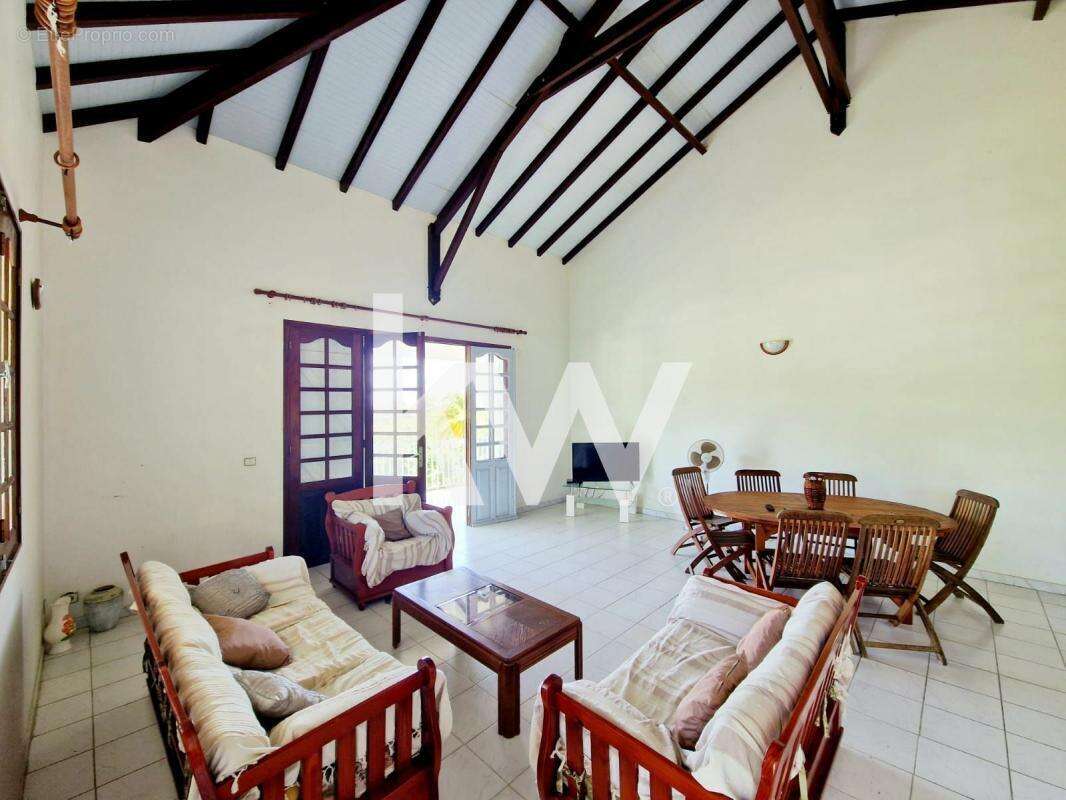 Maison à TERRE-DE-BAS