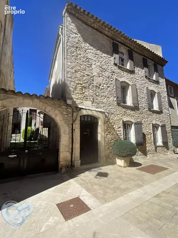 ST CHRISTOL maison de village type 5 de 130 m² avec cour et dépendance de 66 m² - - photo 3