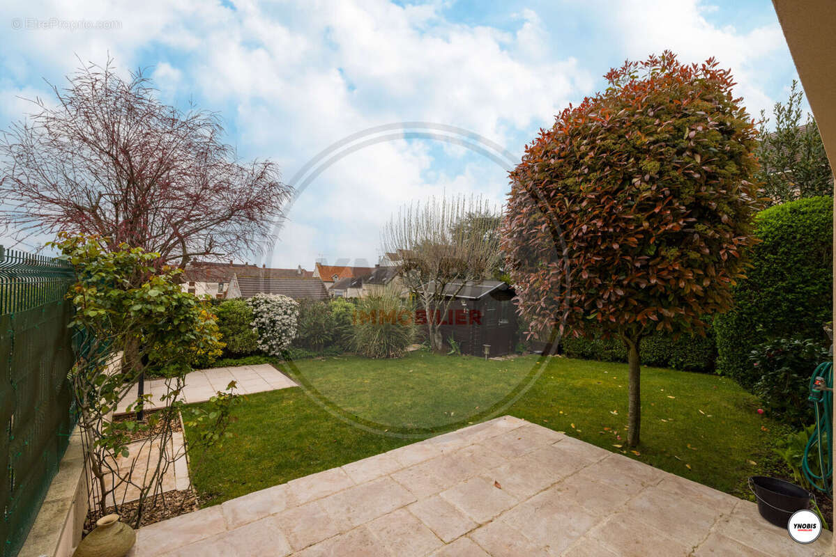 Maison à ECQUEVILLY