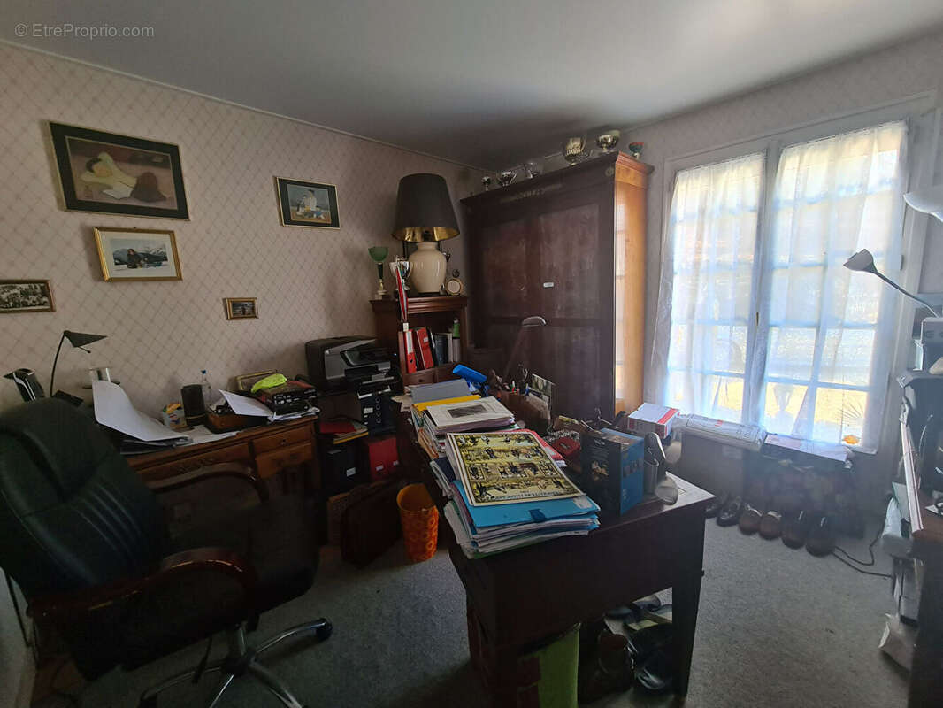 Maison à SAINT-PRYVE-SAINT-MESMIN