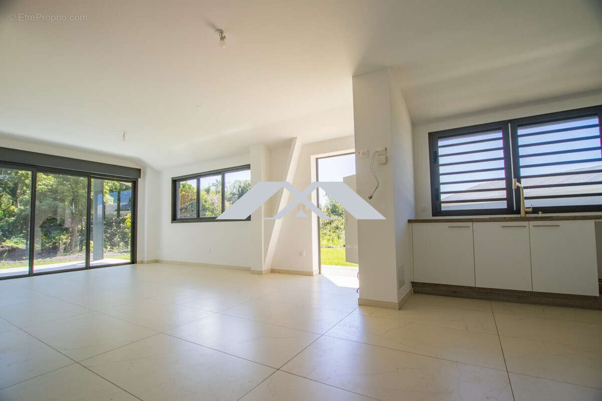 Maison à SAINT-JOSEPH