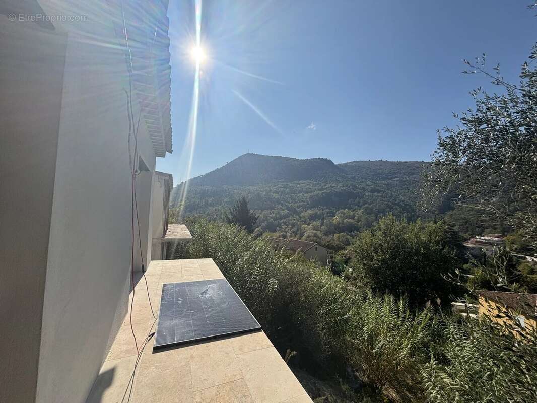 Maison à TOURRETTE-LEVENS