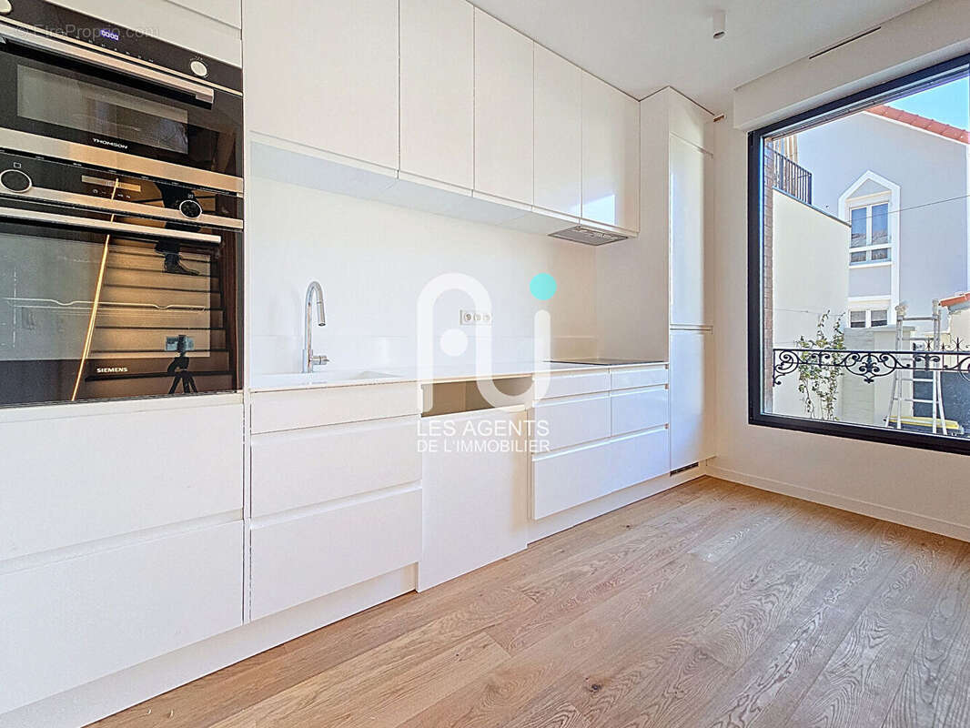 Maison à ASNIERES-SUR-SEINE