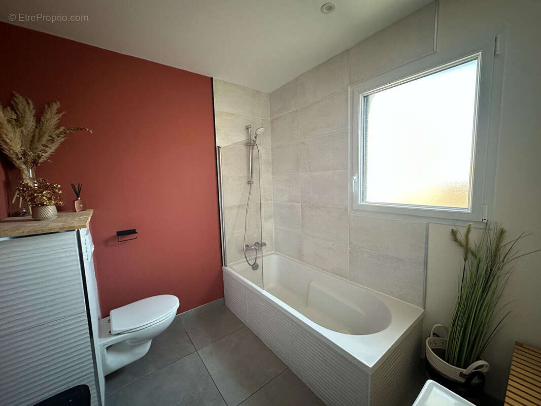 Maison à SAINT-DERRIEN