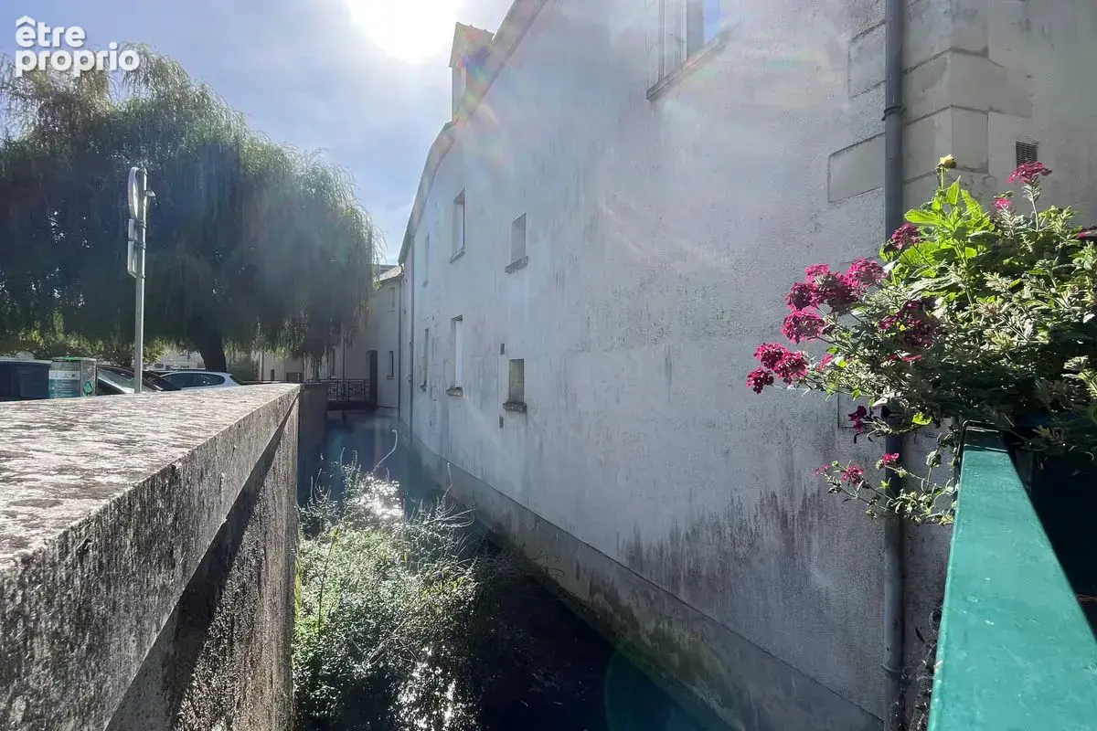 Appartement à POCE-SUR-CISSE