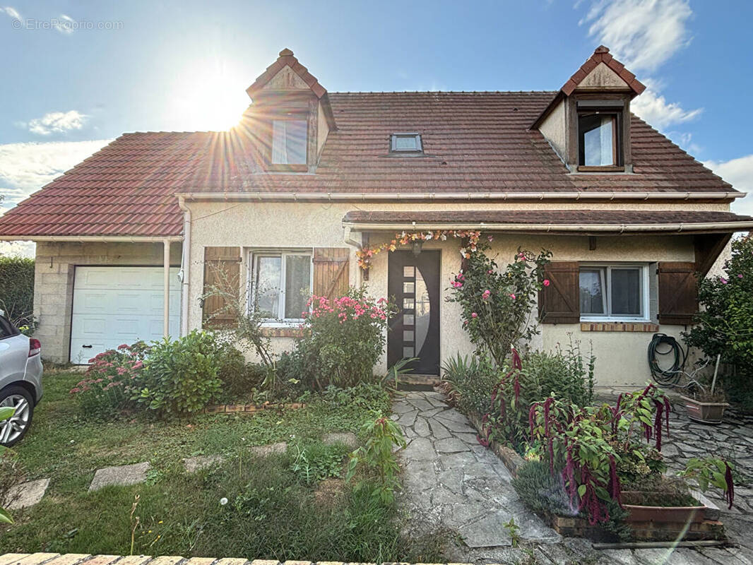 Maison à AMBLAINVILLE