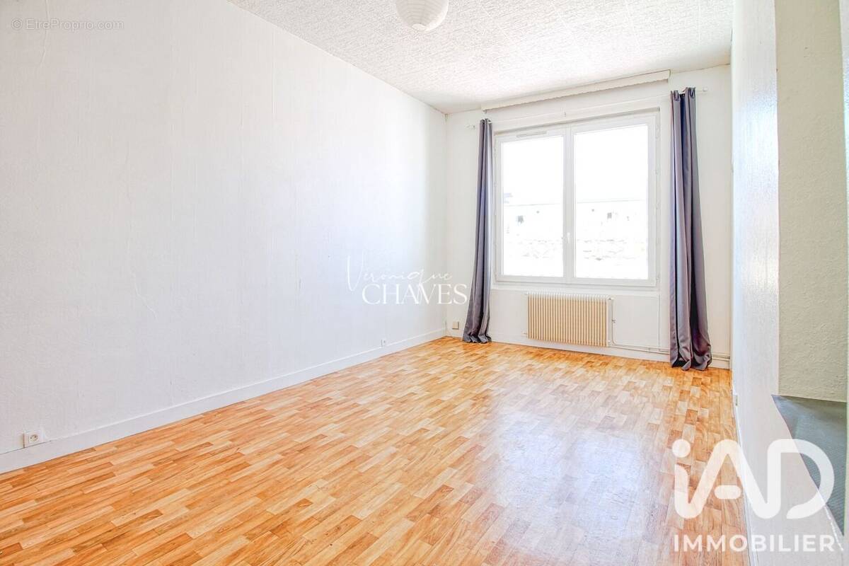 Photo 1 - Appartement à RUEIL-MALMAISON