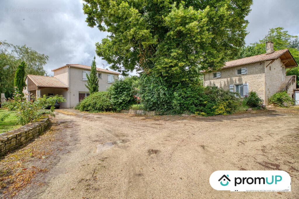 Maison à CELLES-SUR-BELLE