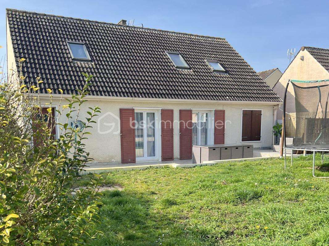 Maison à NANGIS