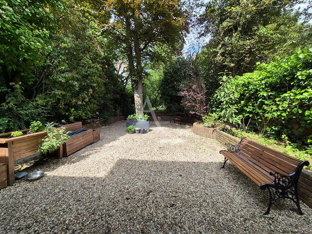 Maison à ROSNY-SOUS-BOIS