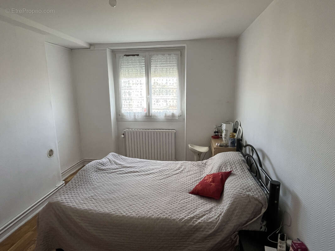 Appartement à CHENOVE