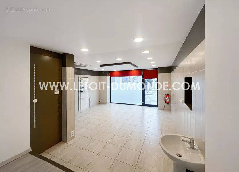 Commerce à PERIGUEUX