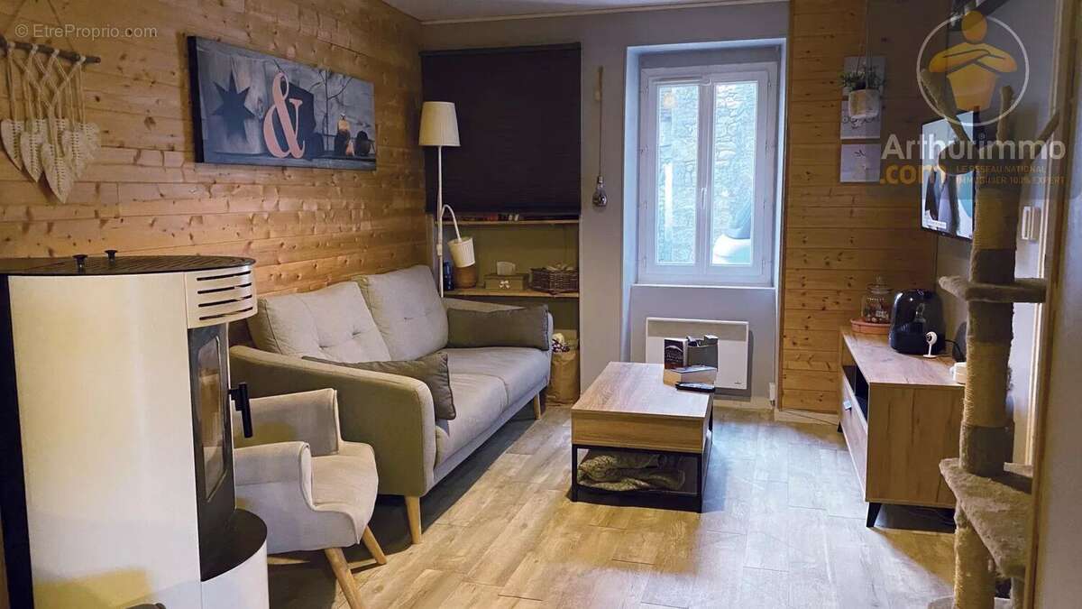 Maison à VILLERMAIN