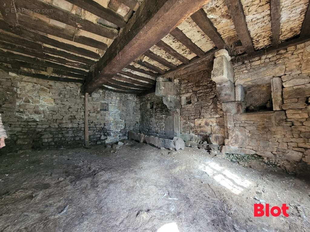 Maison à ANTRAIN