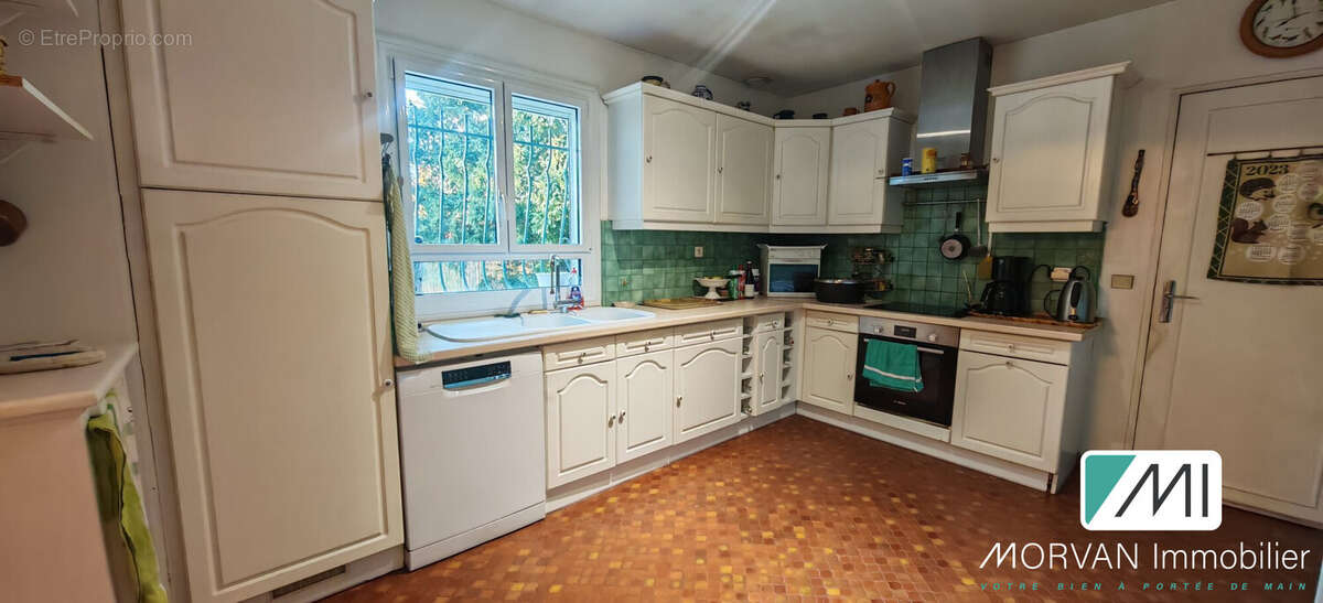 Maison à LES ESSARTS-LE-ROI