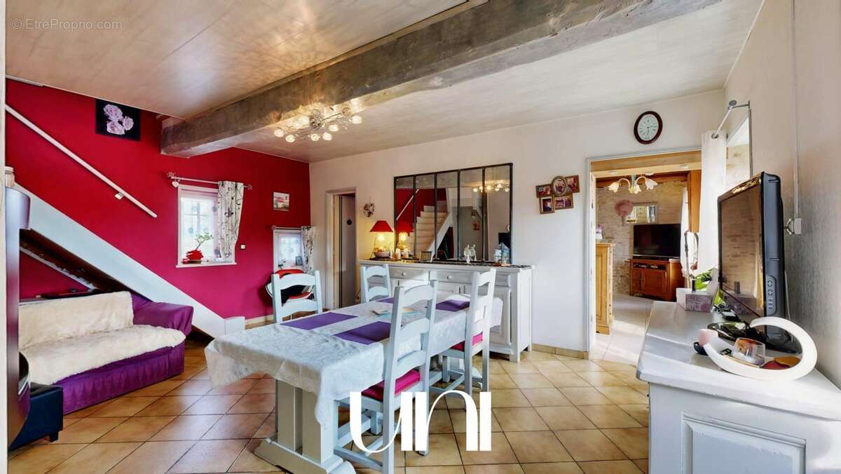 Maison à VARAVILLE