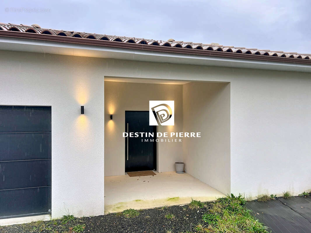 Maison à SAINT-MEXANT