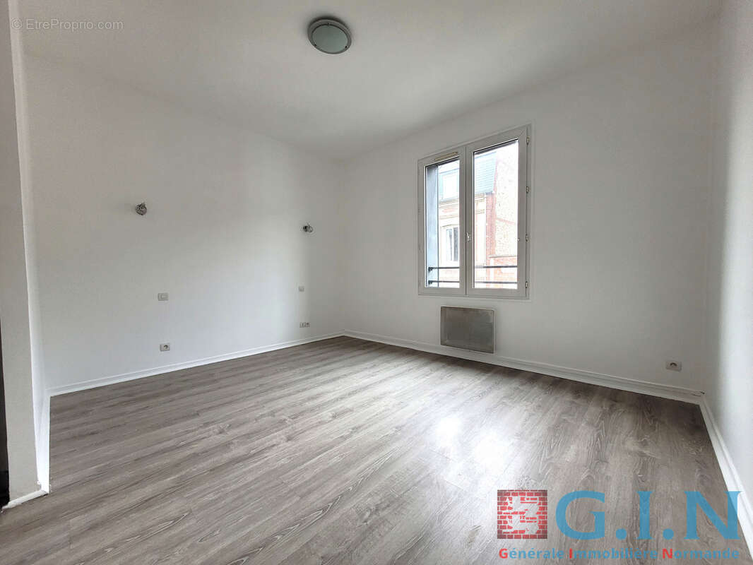 Appartement T5 de 111m2 à 400 m de la plage - photo 3