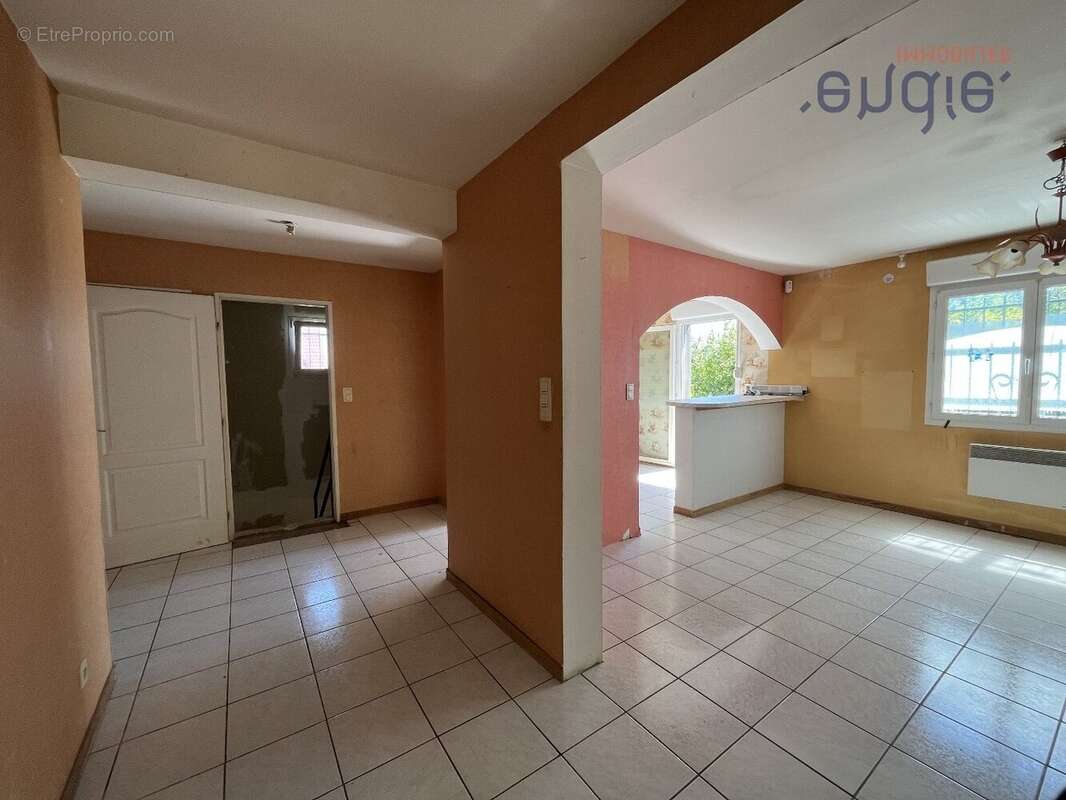 Maison à FRESNE-SAINT-MAMES