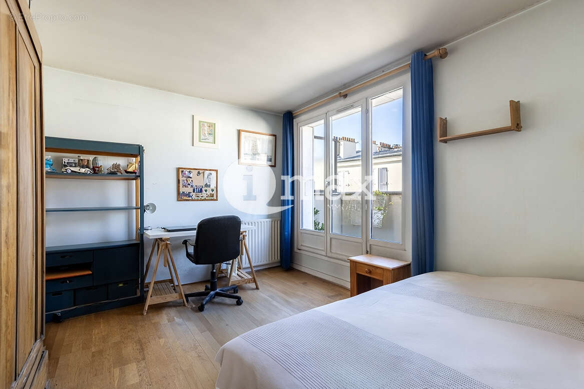 Appartement à LEVALLOIS-PERRET