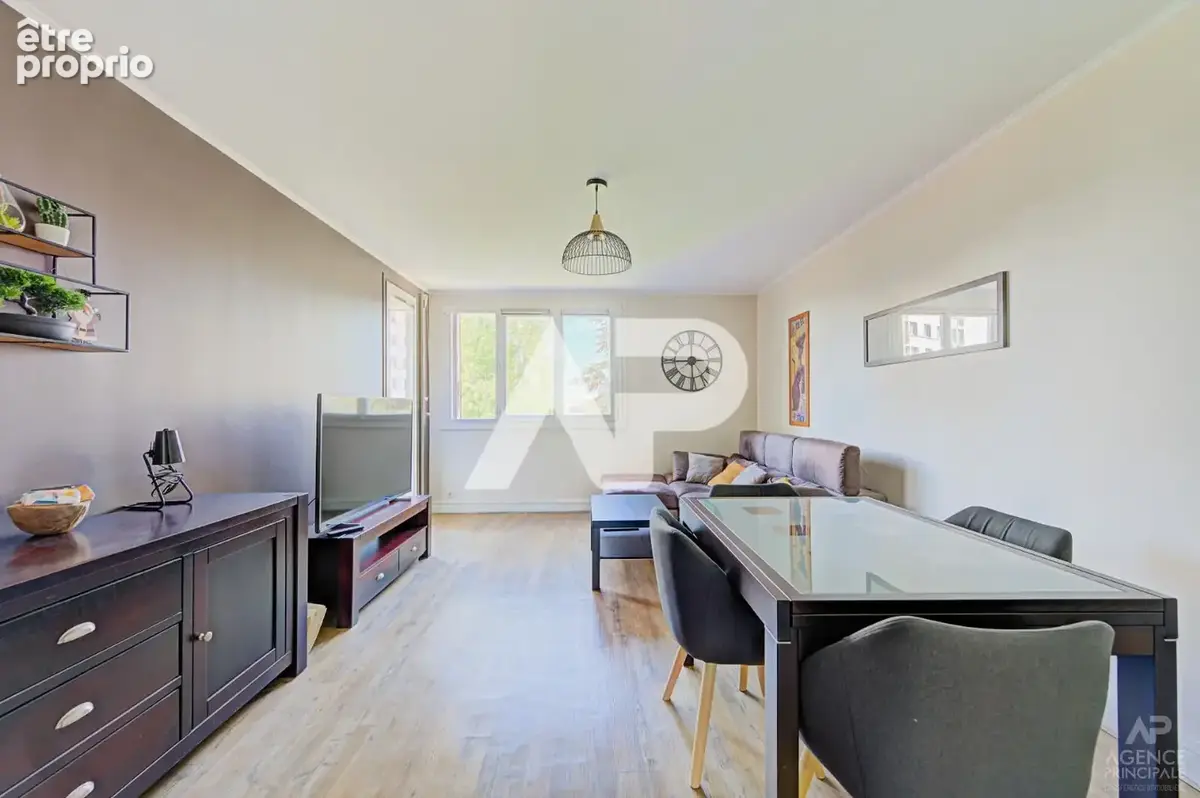 Appartement Rueil Malmaison 4 pièce(s) 79.65m² - photo 6