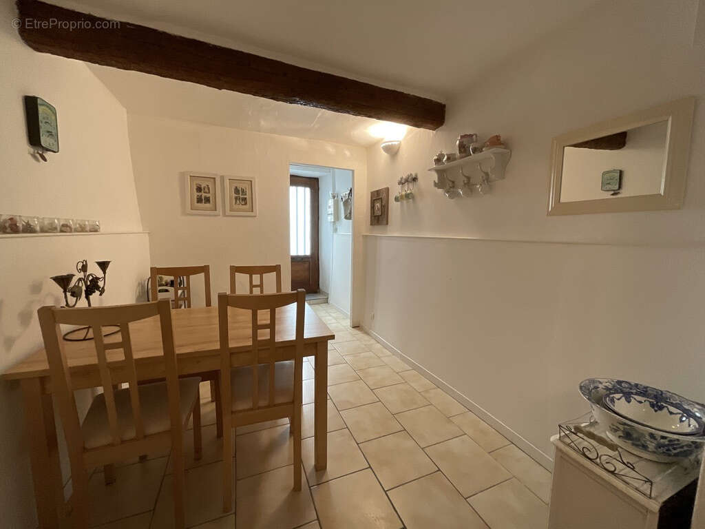 Maison à POMEROLS