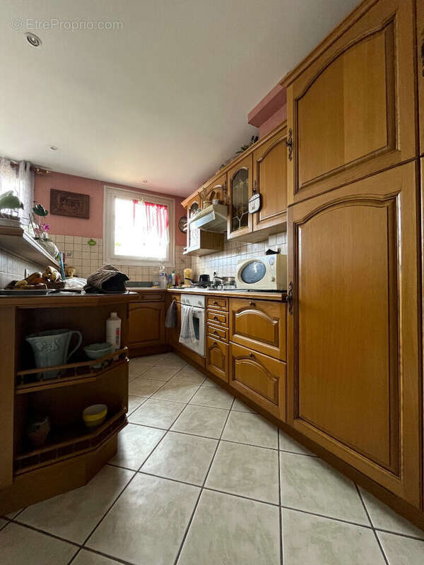 Maison à LACAPELLE-DEL-FRAISSE