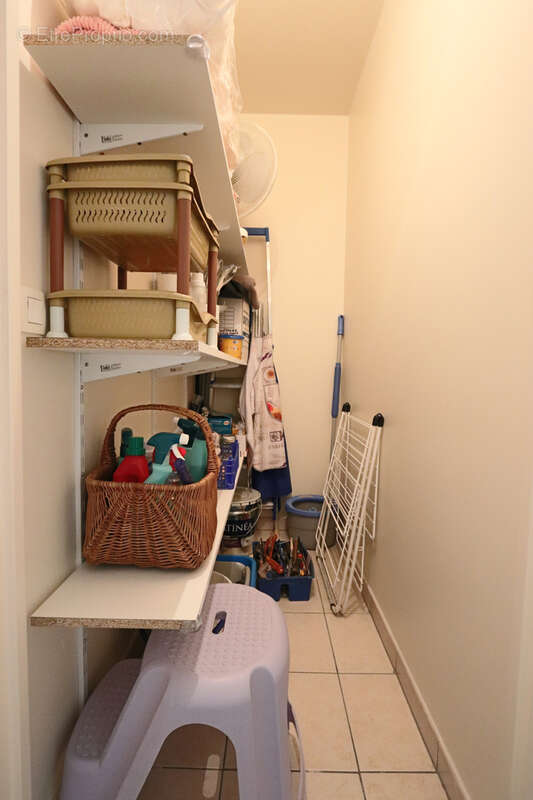 Appartement à VAUJOURS