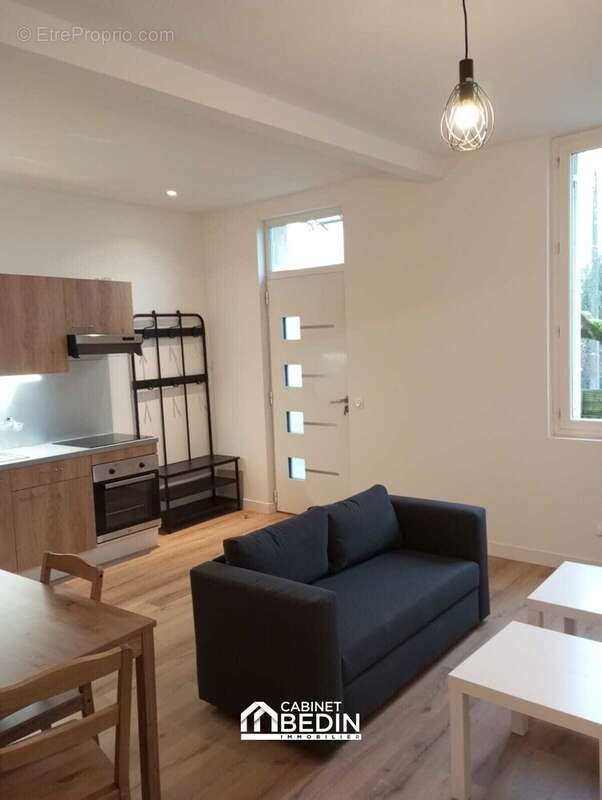 Maison 173 m² à Coutras  - photo 6