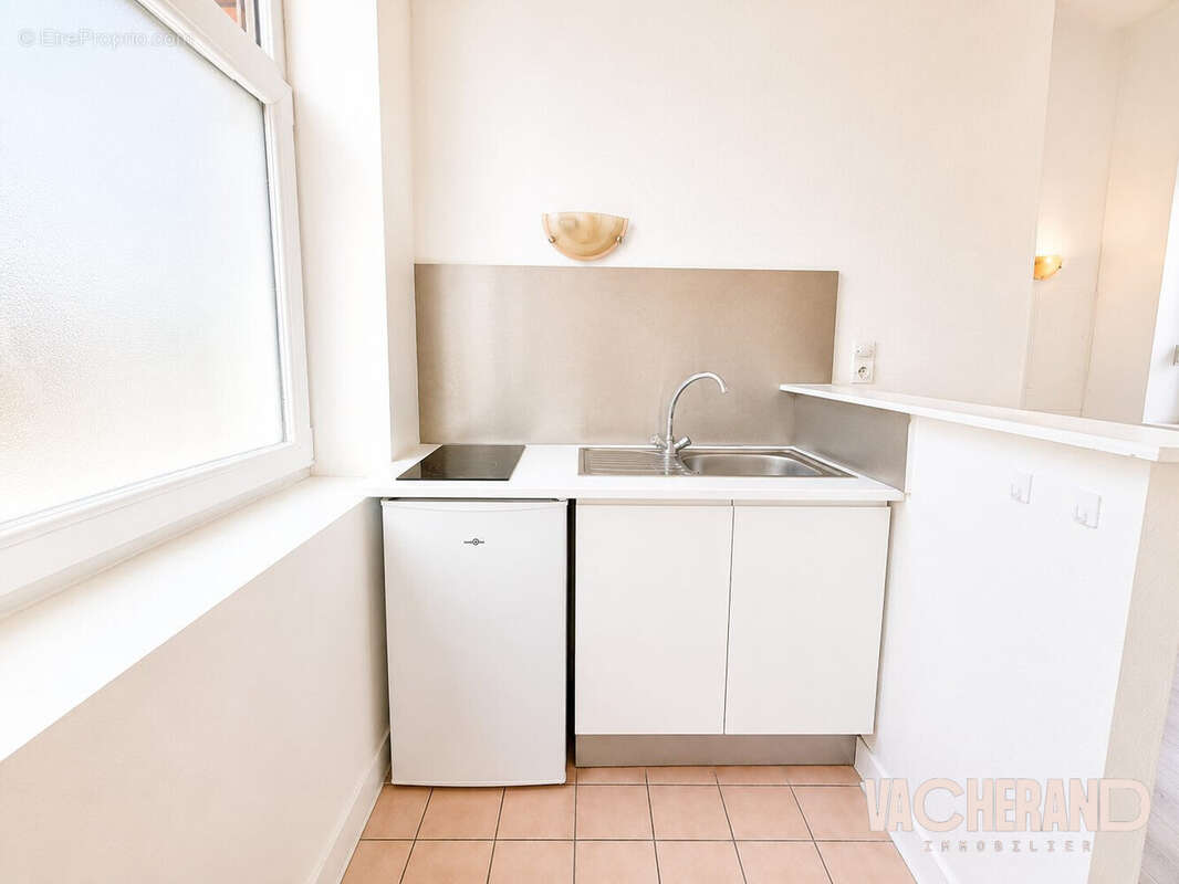 Appartement 28 m² à Lille  - photo 4