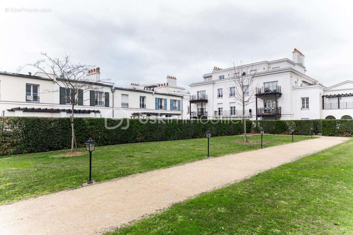 Appartement à SERRIS