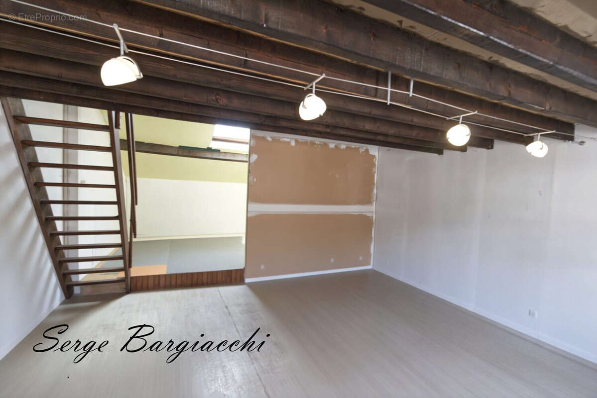 Appartement à LAMBRES-LEZ-DOUAI