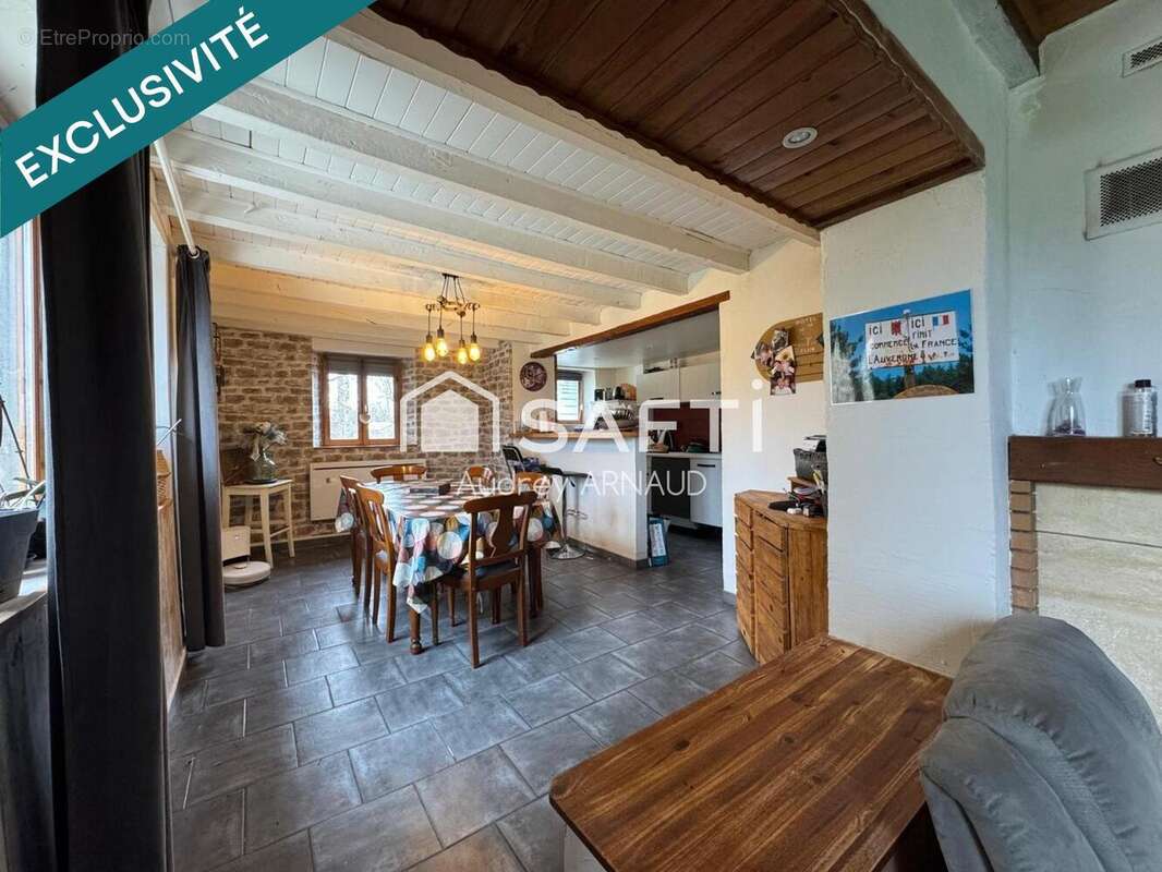 Maison 160 m² à Villosanges  - photo 3