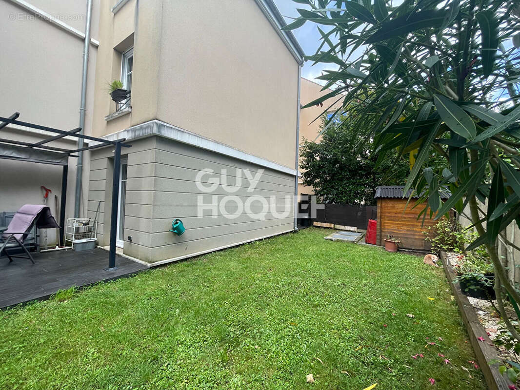 Appartement à OZOIR-LA-FERRIERE