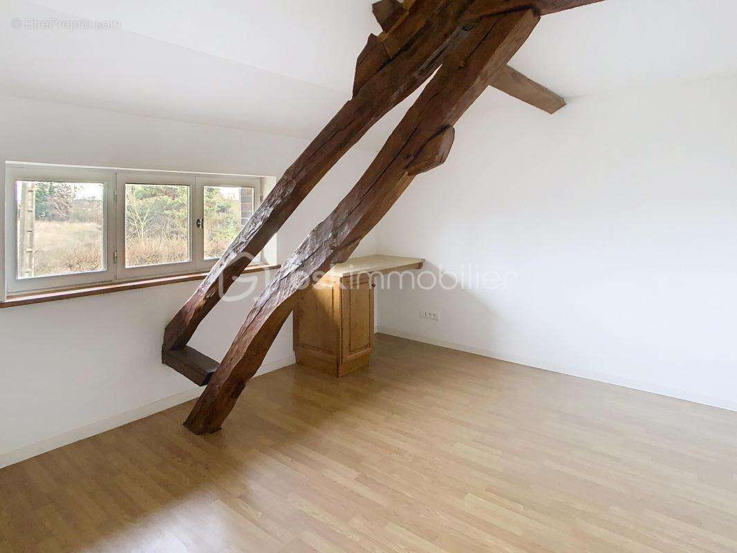 Maison à DOUCHY