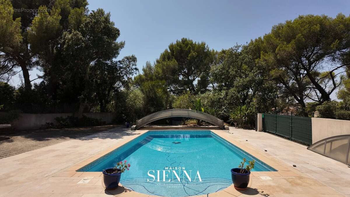 Maison 135 m² à La Seyne-Sur-Mer  - photo 4