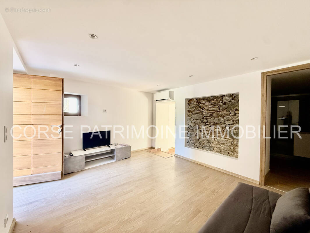 Appartement à CERVIONE