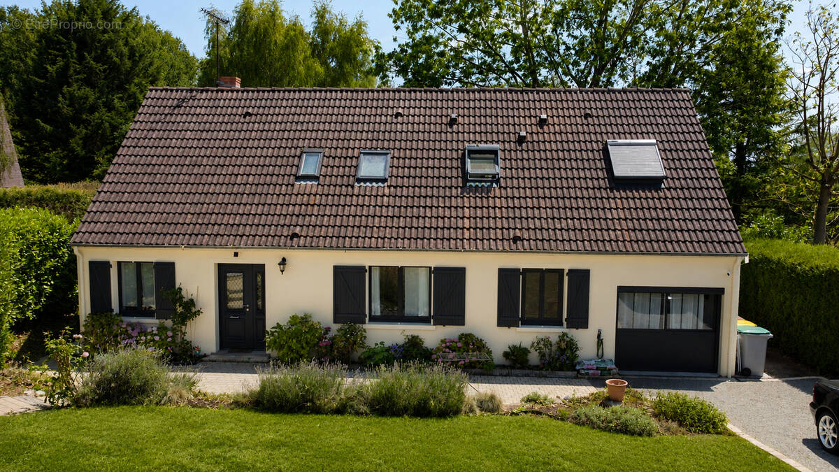 Maison à VILLIERS-SAINT-FREDERIC