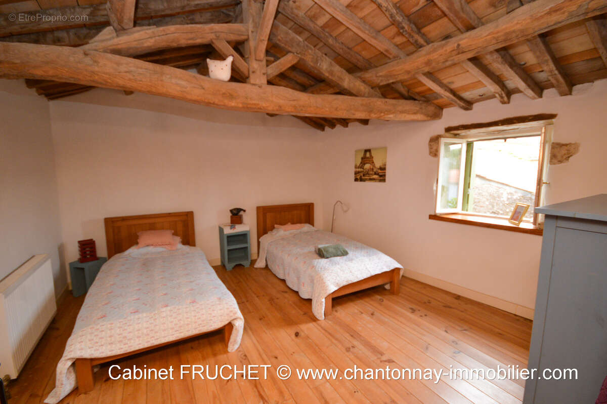 Axe chantonnay - mouilleron-saint-germain  - jolie maison de caractère - photo 9