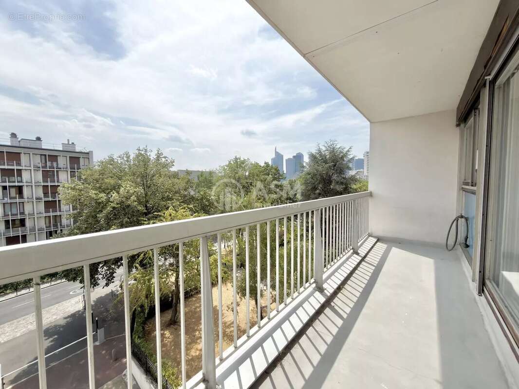 A VENDRE - 3 pièces avec balcons, parking et cave - photo 6