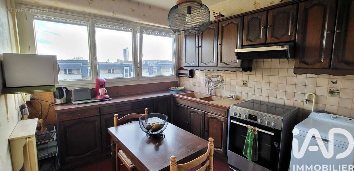 Photo 9 - Appartement à GENNEVILLIERS