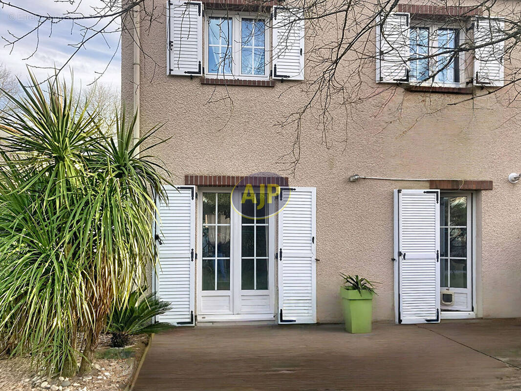 Maison à SAINT-MEDARD-EN-JALLES