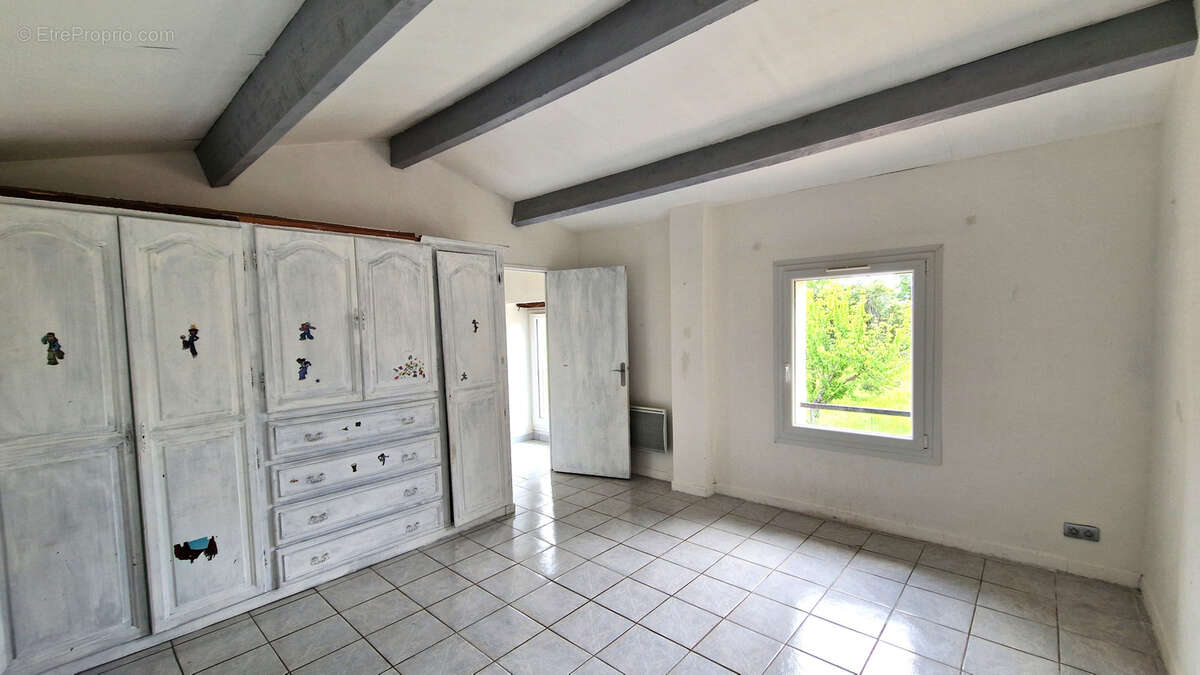 Maison à LORGUES