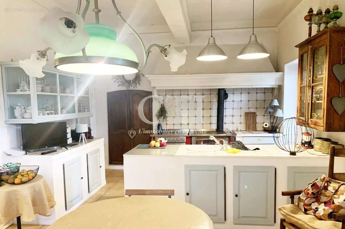 Maison à VAISON-LA-ROMAINE