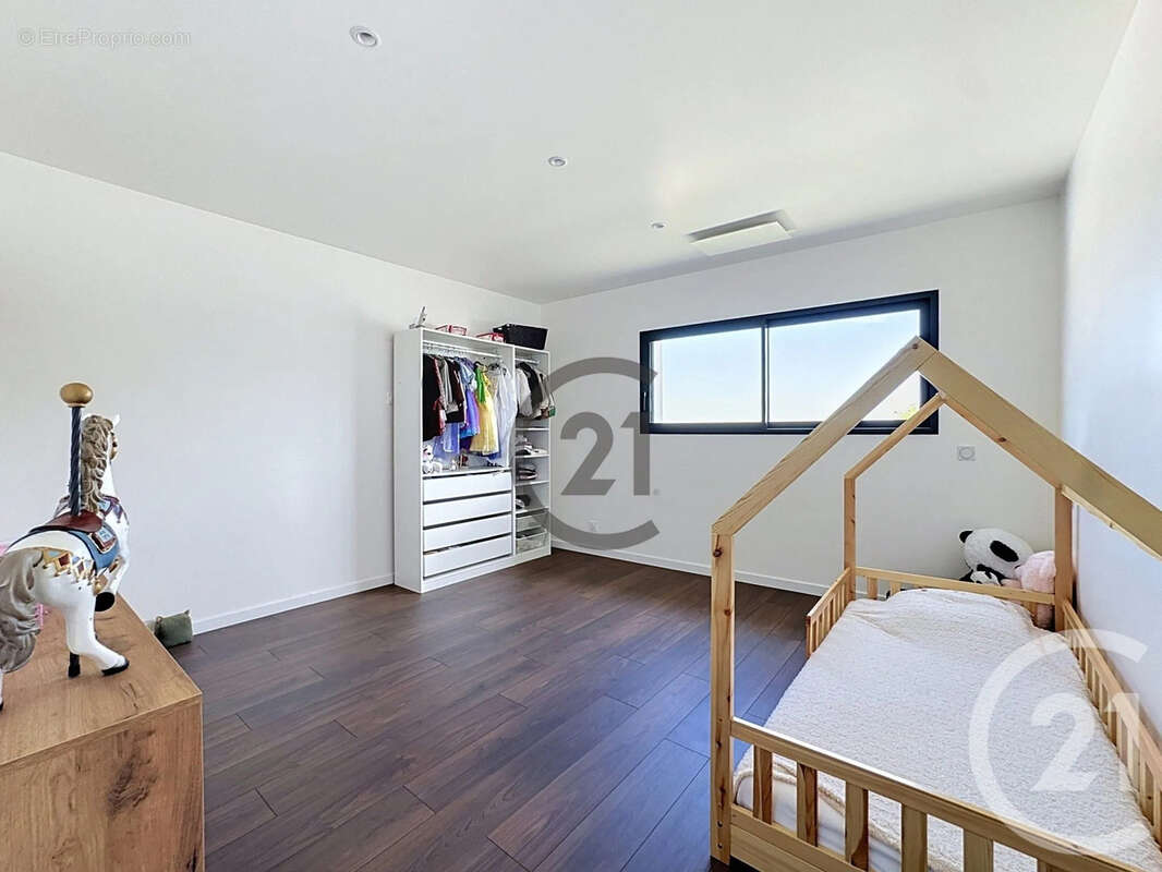 Maison 171 m² à Gueux  - photo 16