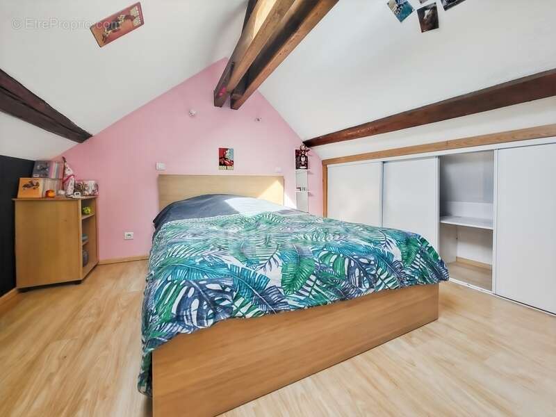 Maison à CHAMPDOTRE