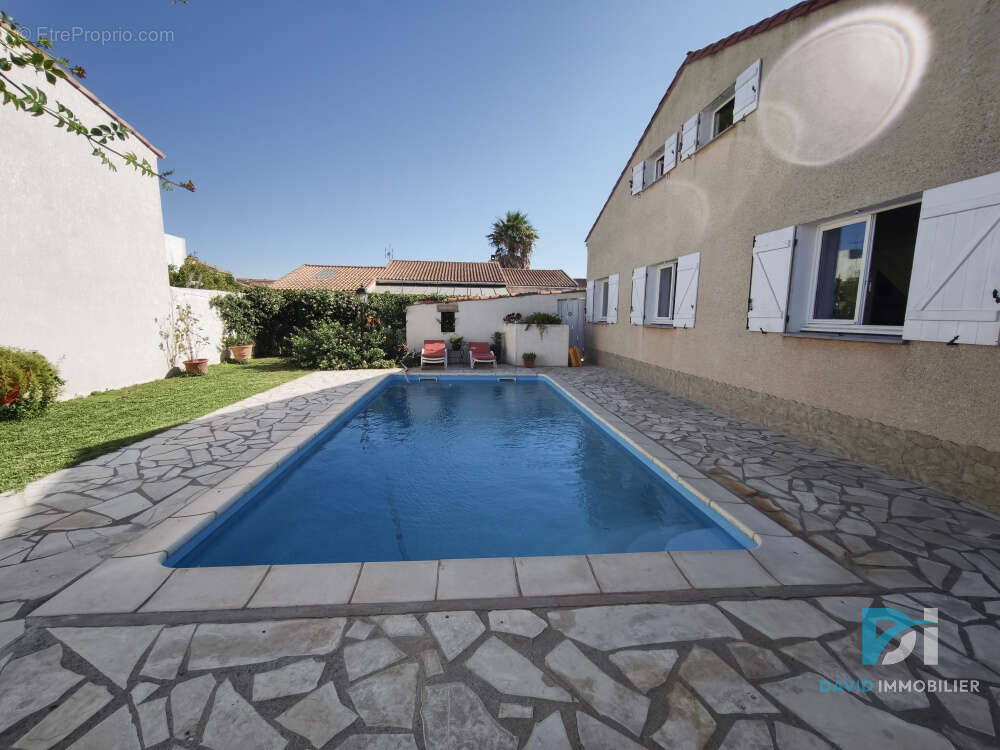 Un véritable cocon familial avec piscine au cœur de Vias - photo 2