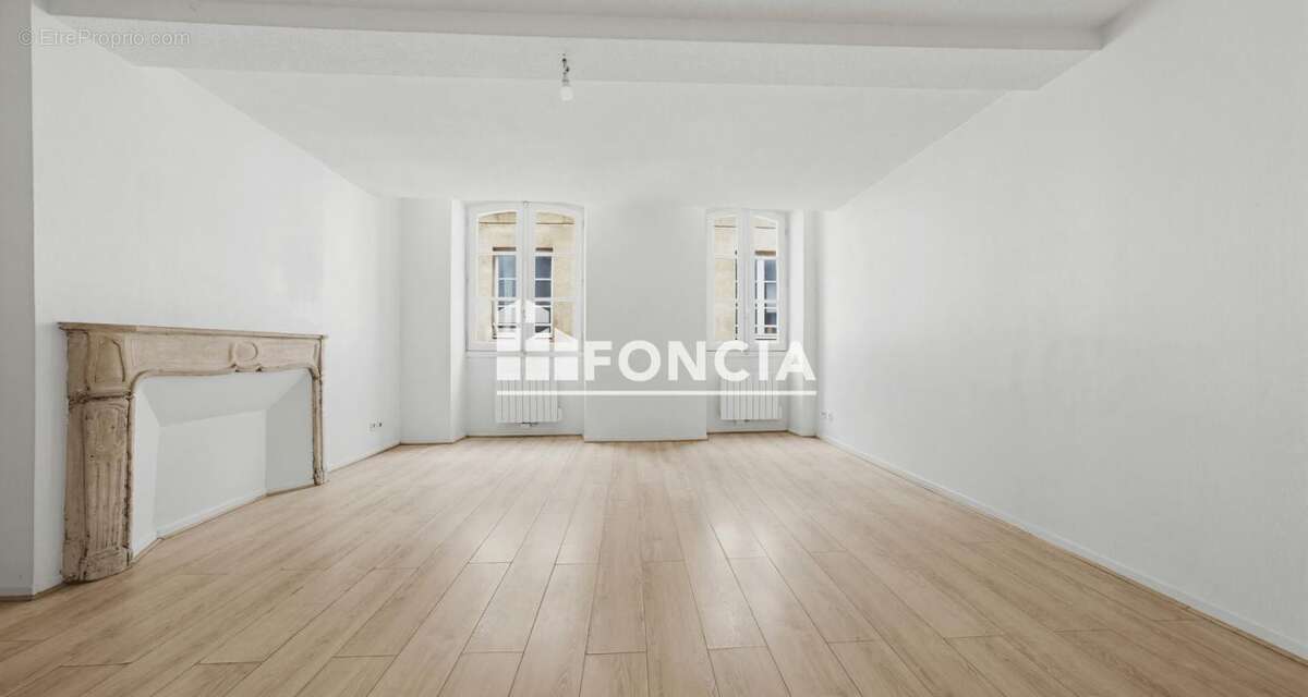 Appartement à BORDEAUX